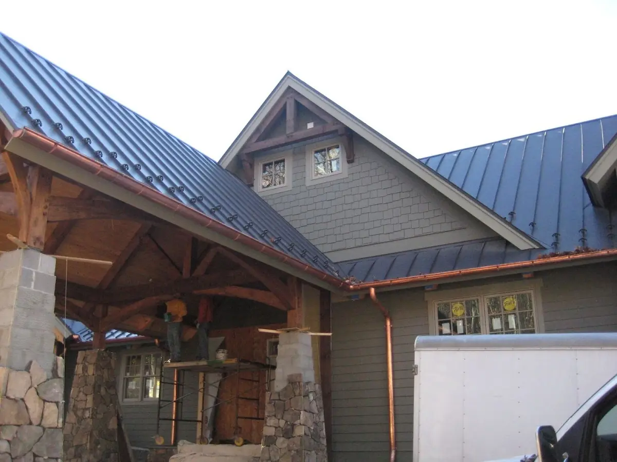 Craftsman Roofing team delivering quality roofing work in Hemet